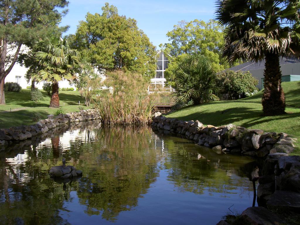 Parque Hotel Jean Clevers Punta del Este Esterno foto The stream in the park