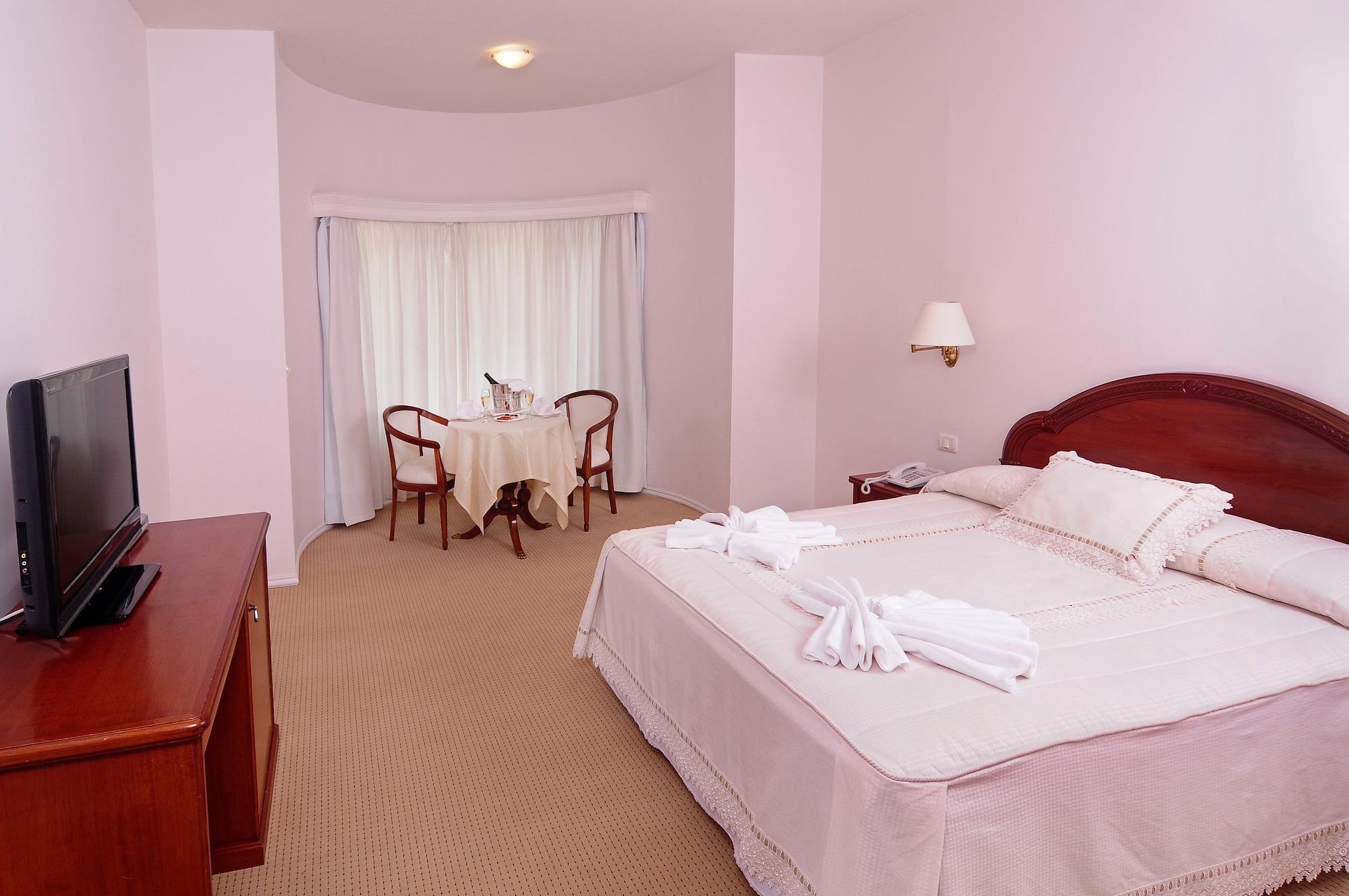 Parque Hotel Jean Clevers Punta del Este Esterno foto A bedroom in a hotel