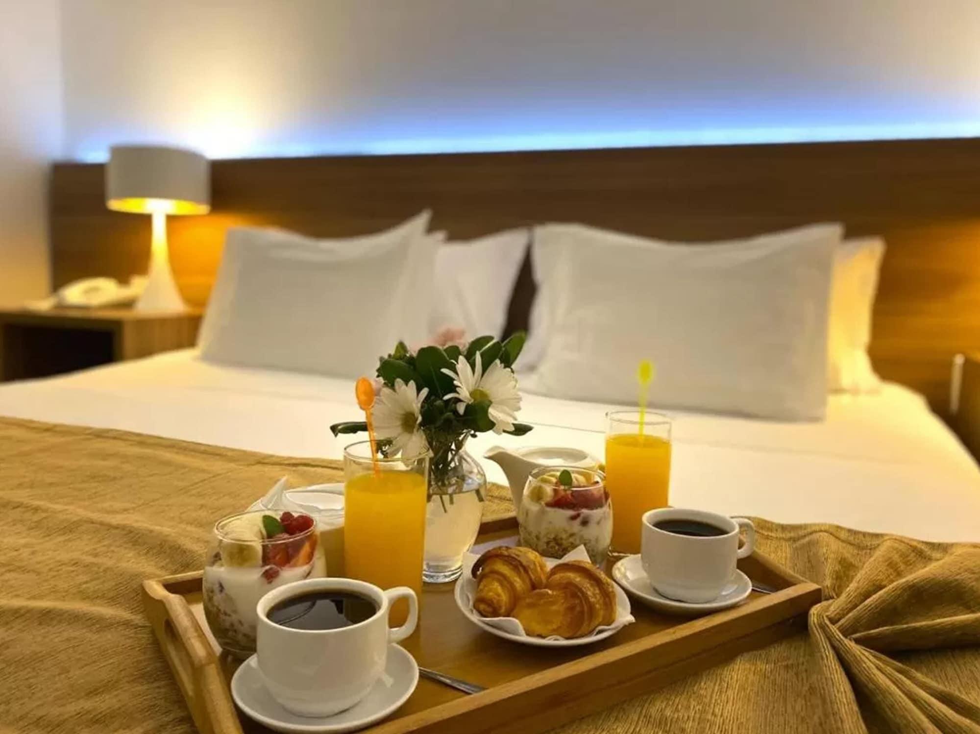 Parque Hotel Jean Clevers Punta del Este Esterno foto Room service