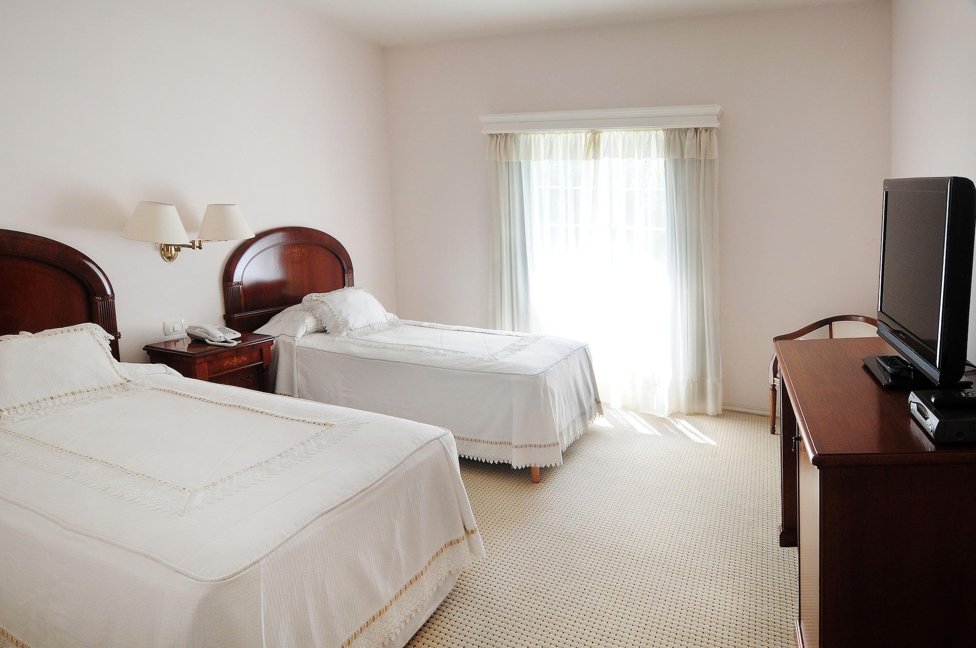 Parque Hotel Jean Clevers Punta del Este Esterno foto A guest room at the Sheraton Vistana Resort