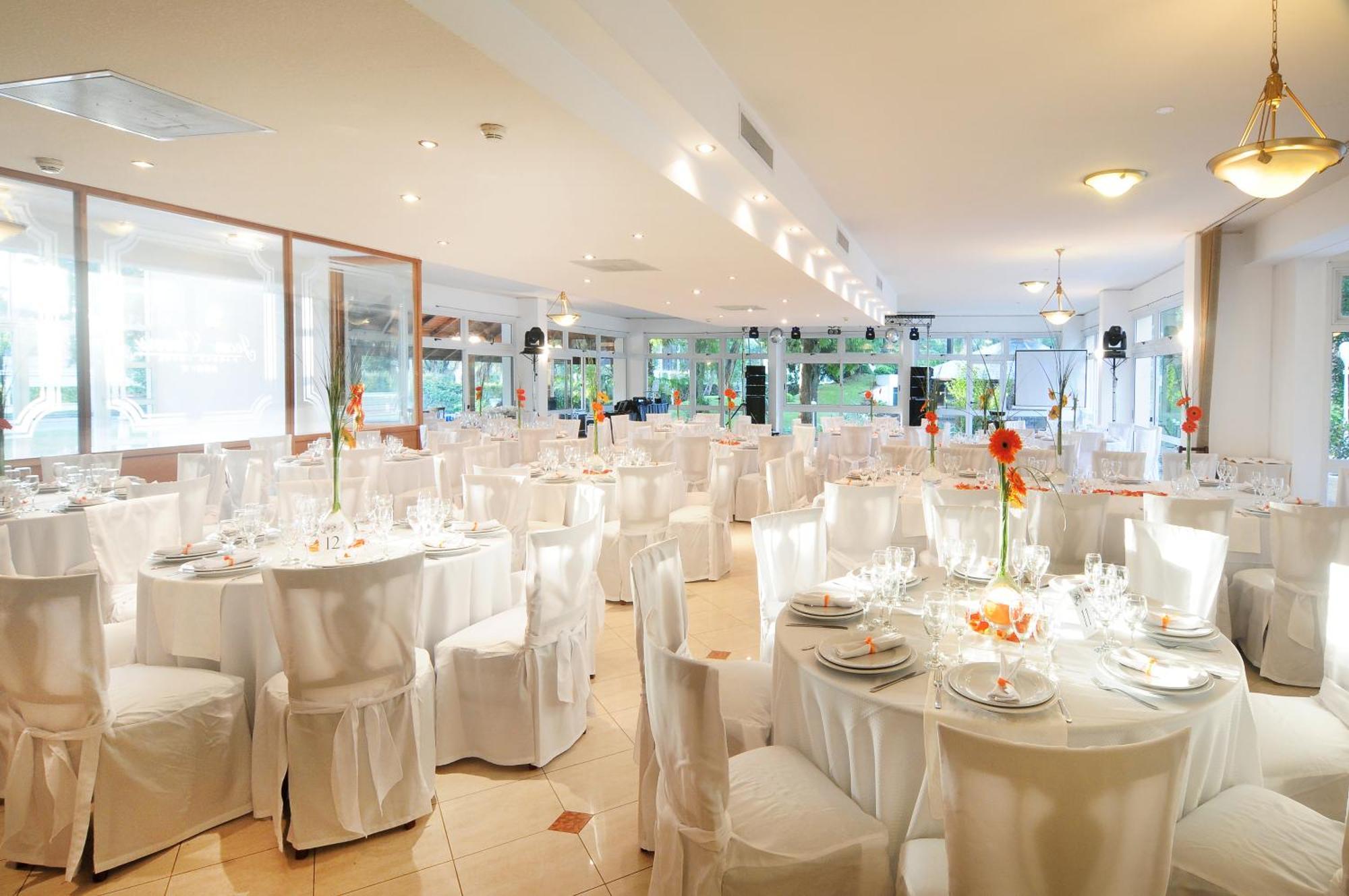 Parque Hotel Jean Clevers Punta del Este Esterno foto The interior of the restaurant