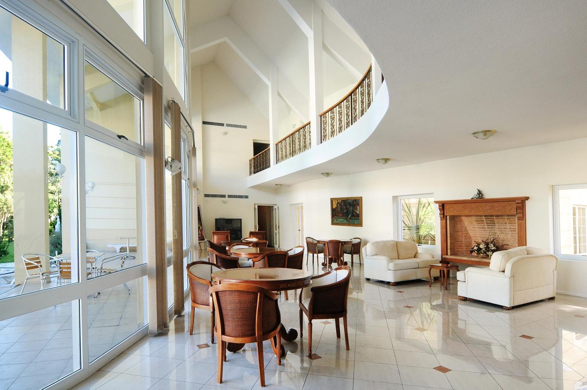 Parque Hotel Jean Clevers Punta del Este Esterno foto Interior of the residence