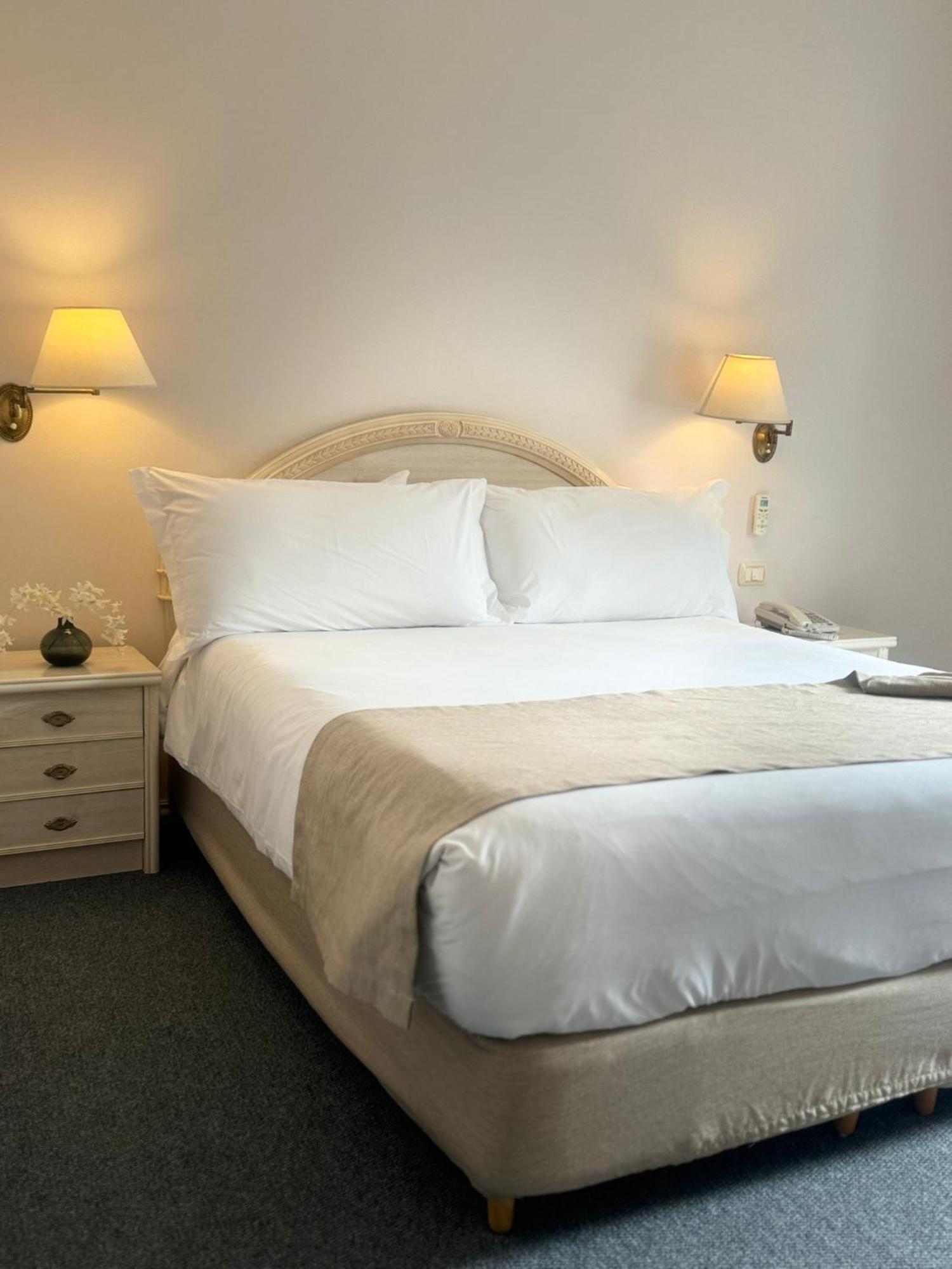 Parque Hotel Jean Clevers Punta del Este Esterno foto A bed