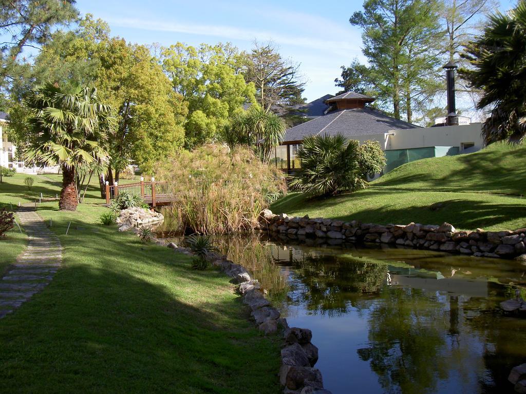 Parque Hotel Jean Clevers Punta del Este Esterno foto The stream in the park